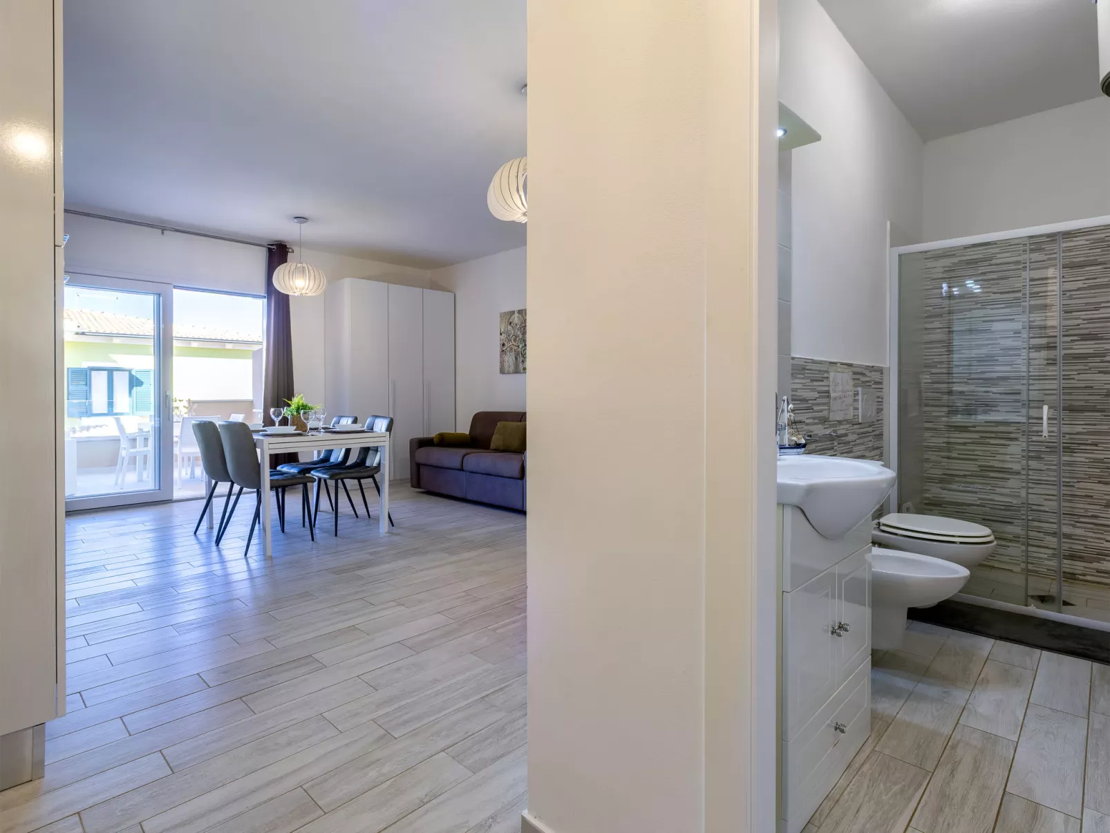 Granello di sole-Dedans