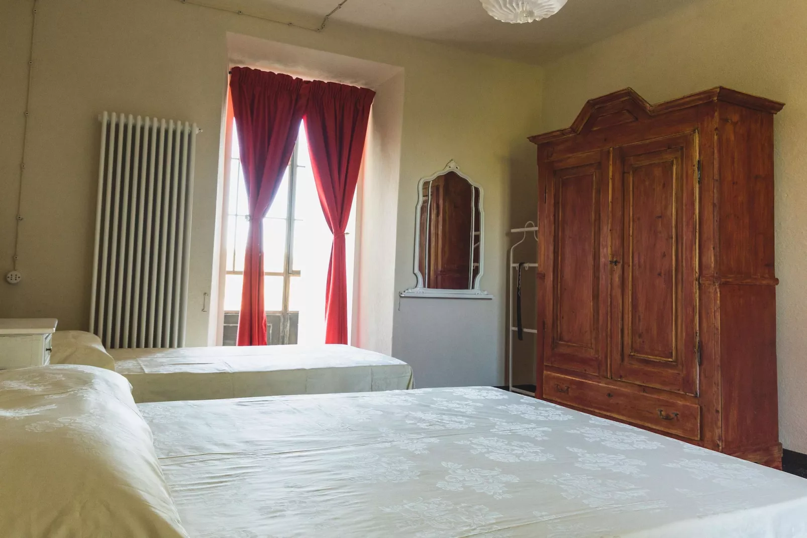 AL Montaldeo-Bedroom