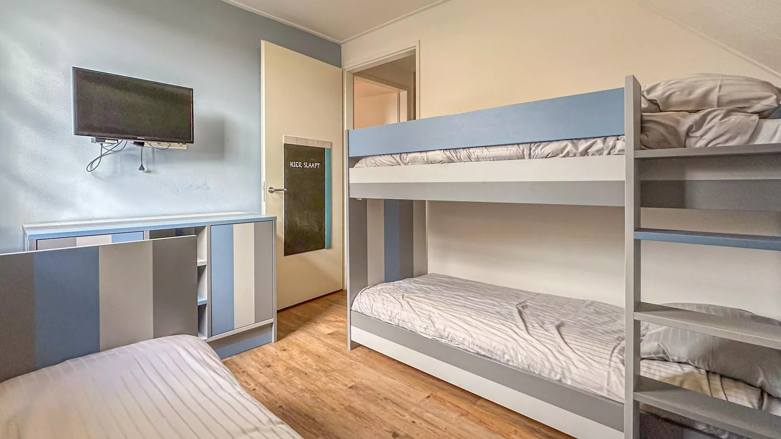 Dune Design 39-Bedroom