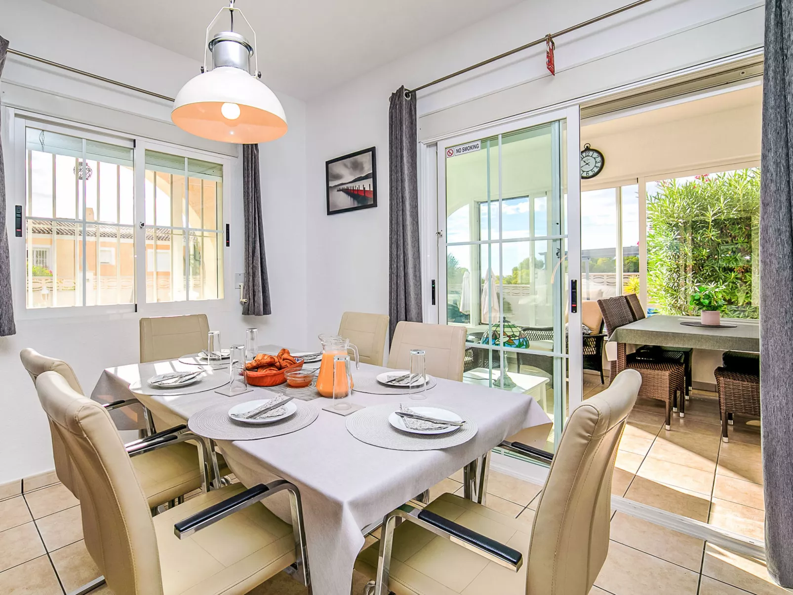 Villa Rosallia-Drinnen