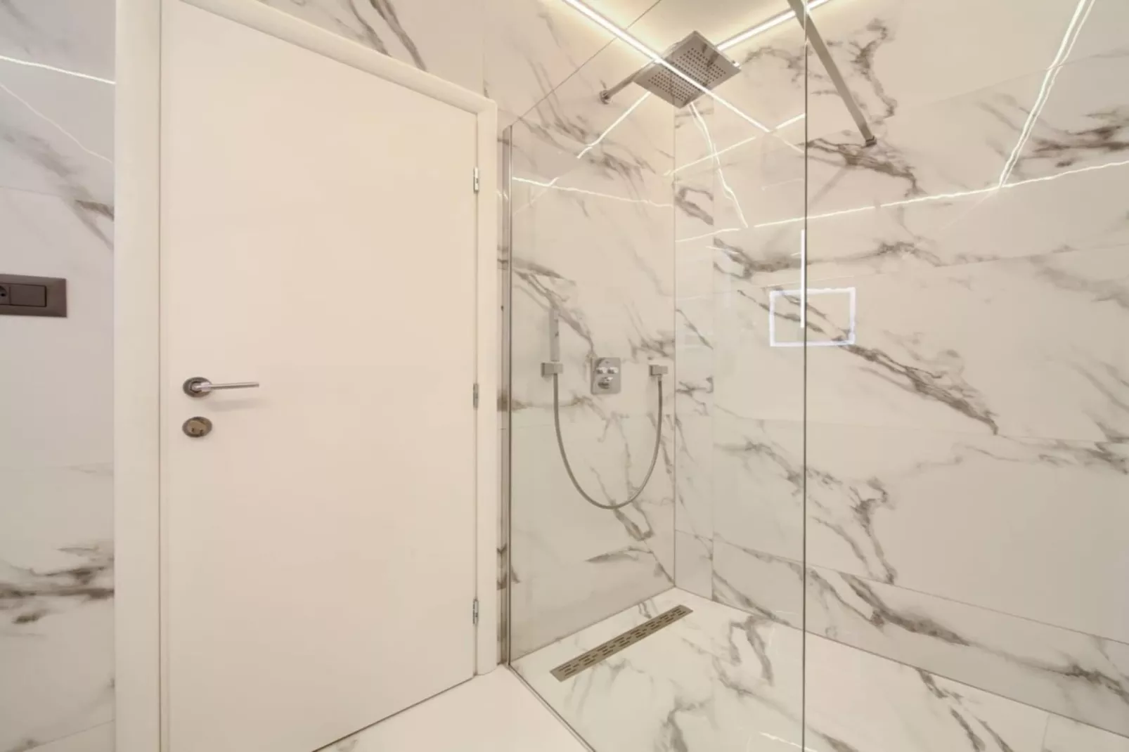 Wellness Apartment Modruna-Badezimmer