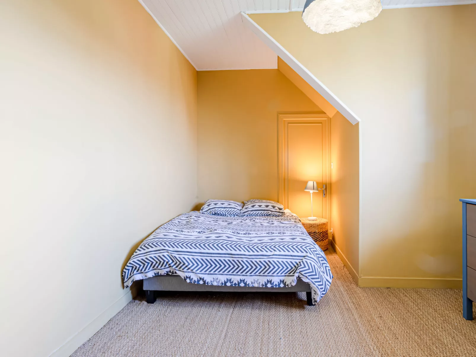 Les Jonquilles-Drinnen