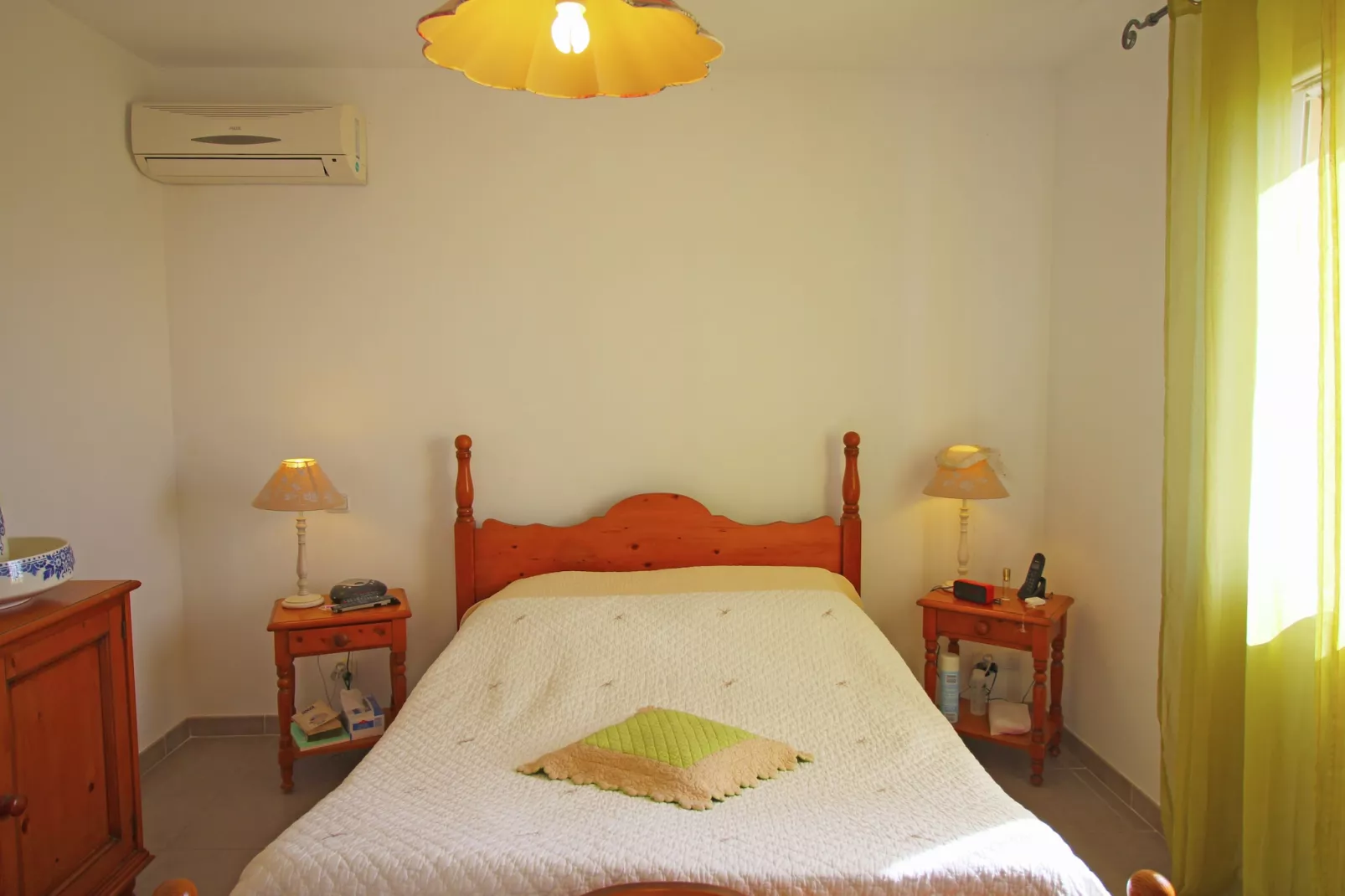 Belle maison de vacances avec piscine privée-Chambre