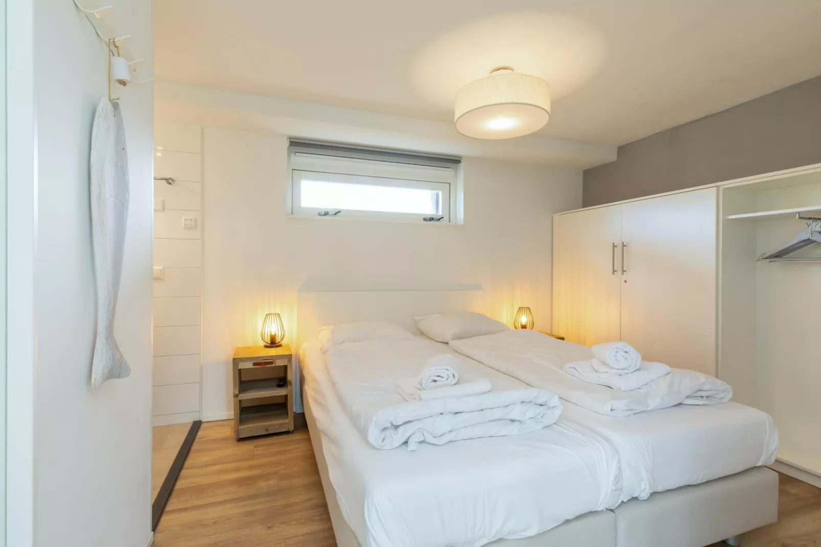 Zonnedorp Kavel 10 Renesse | Villa near the Beach & with Spacious Garden-Bedroom