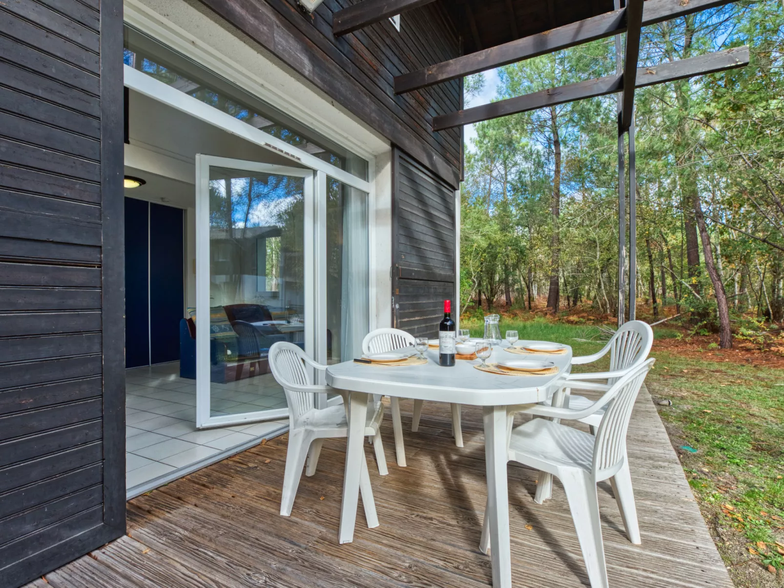 Marina de Talaris-Outside