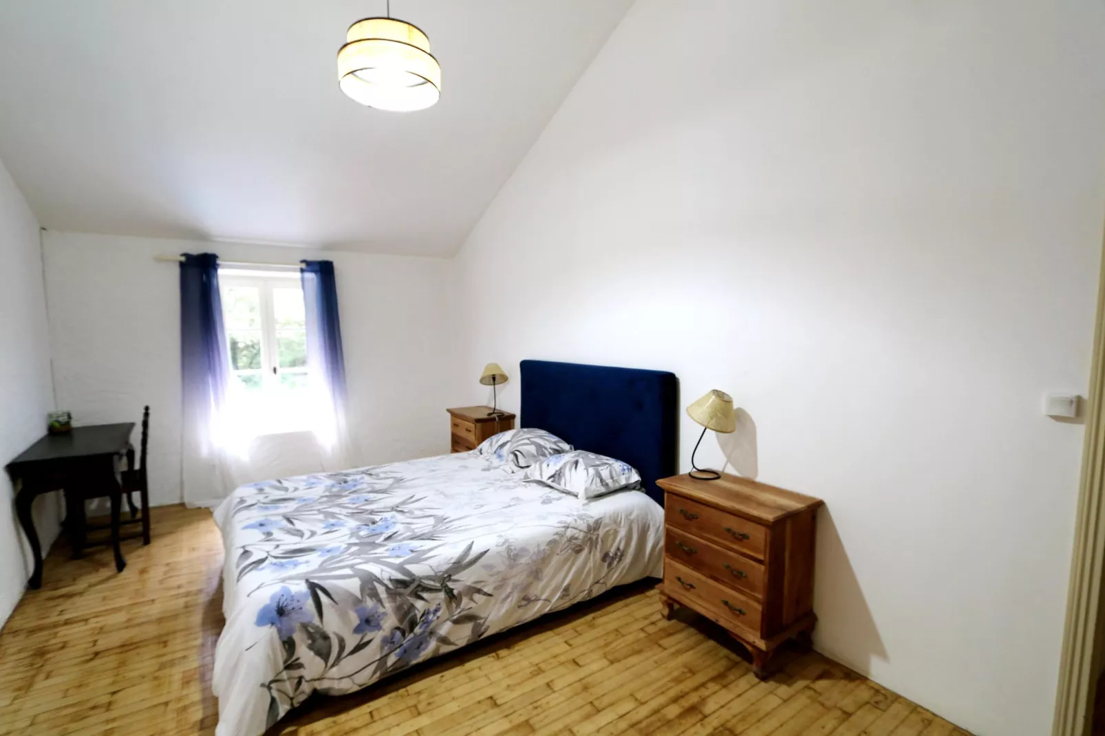 Gite Traban Bas-Bedroom