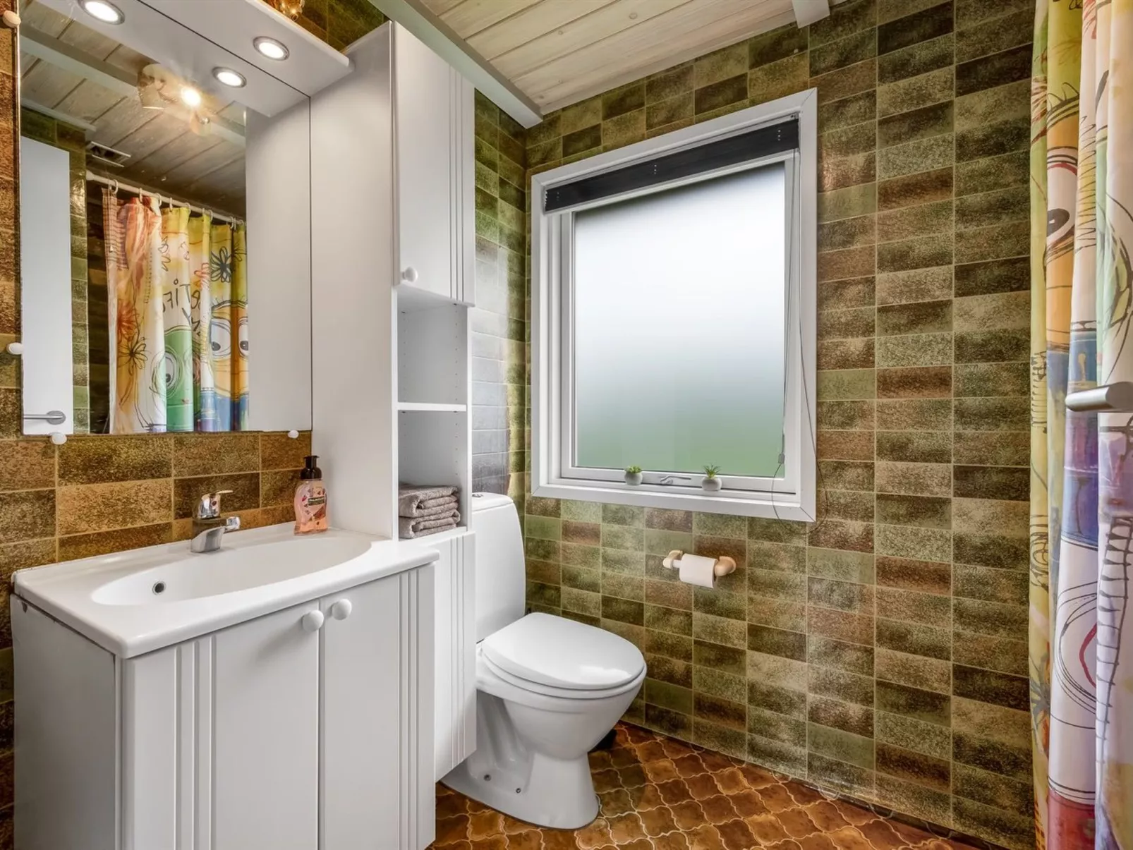 "Vilhelm" - 10km from the sea-Inside