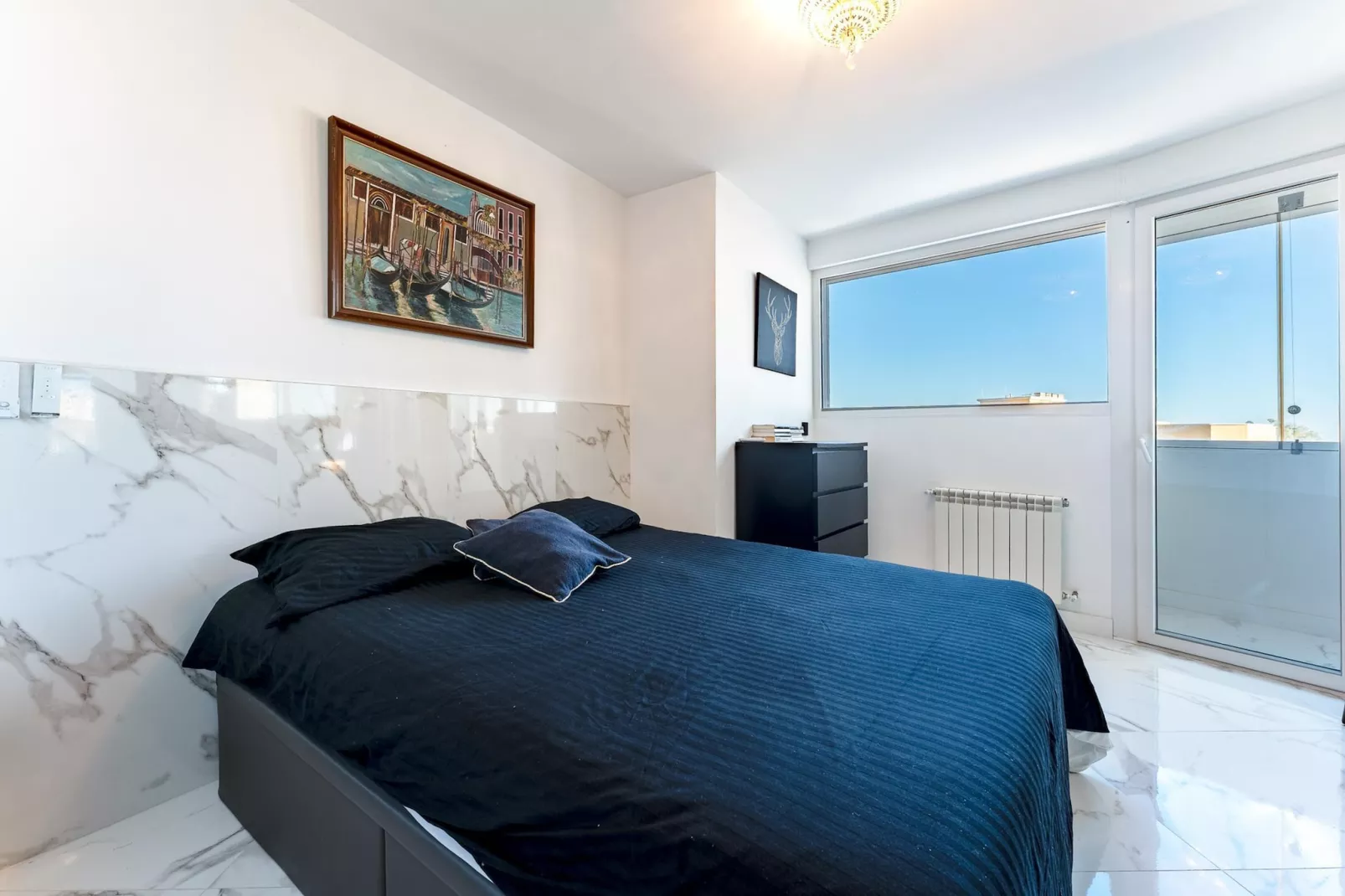 CT 352 - Faro's Torremolinos City Towers 1 - Walking distance to everything-Chambre