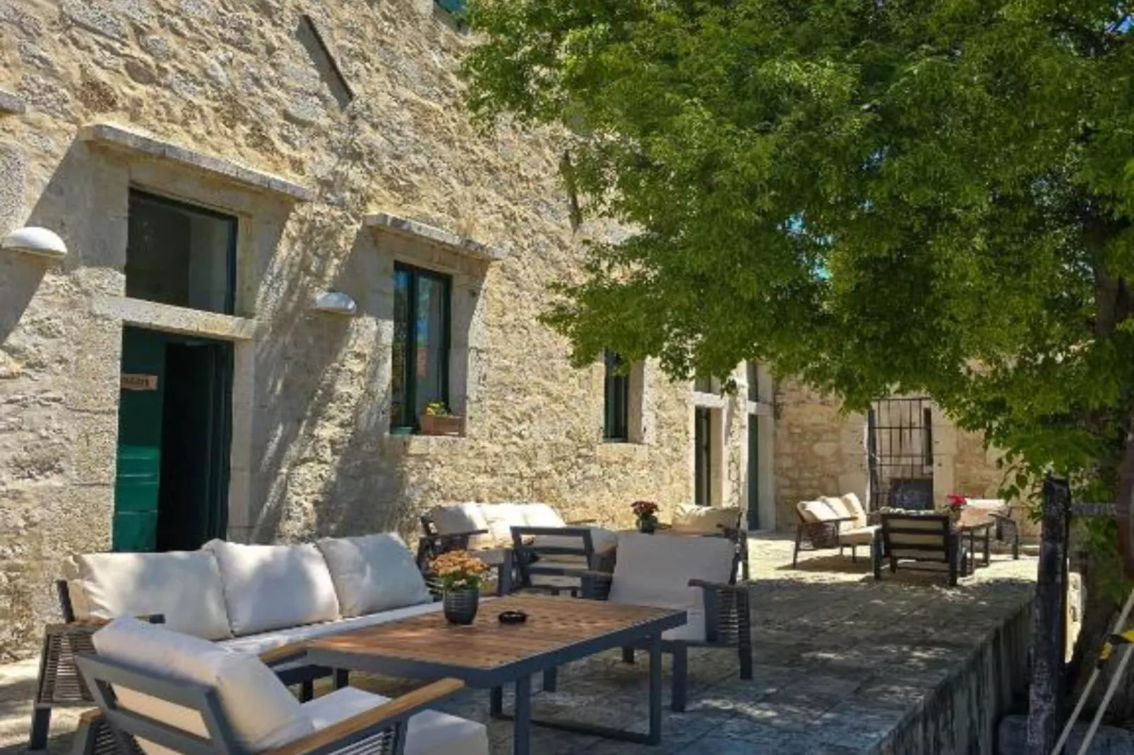 Double Room 9-Ambiente