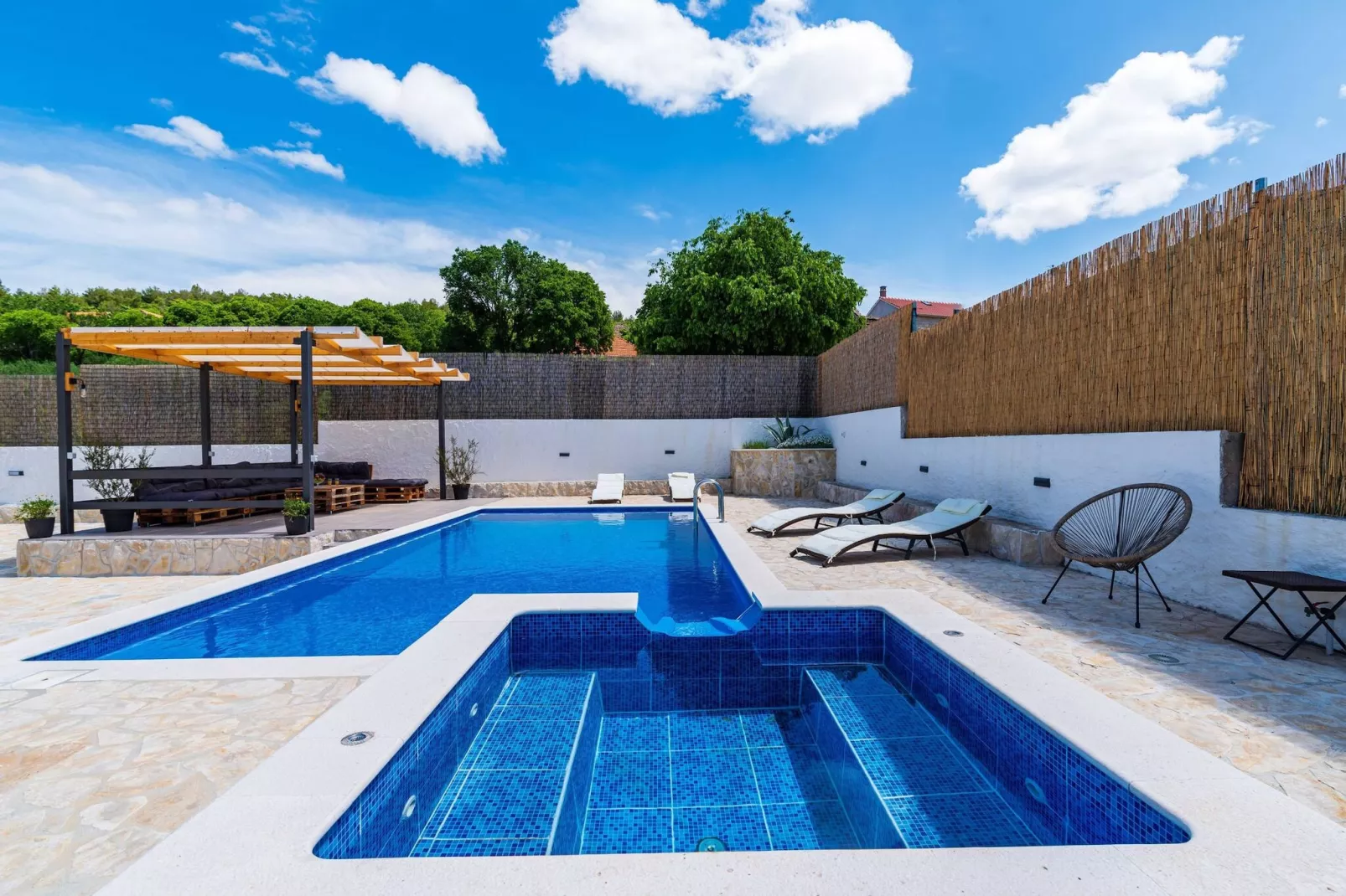 Holiday home Agro Casa-Piscine