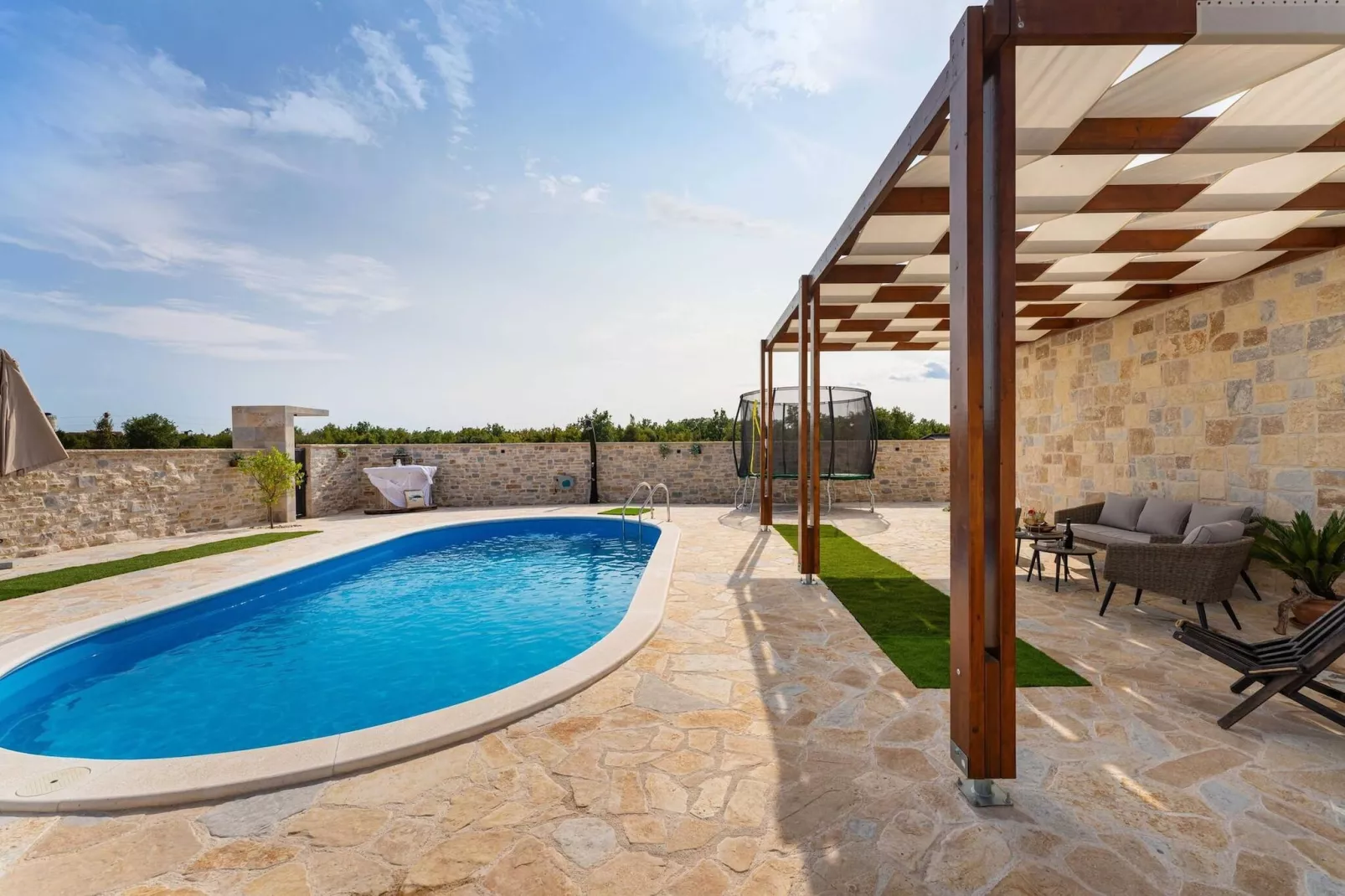 Holiday home Katalea-Schwimmbad