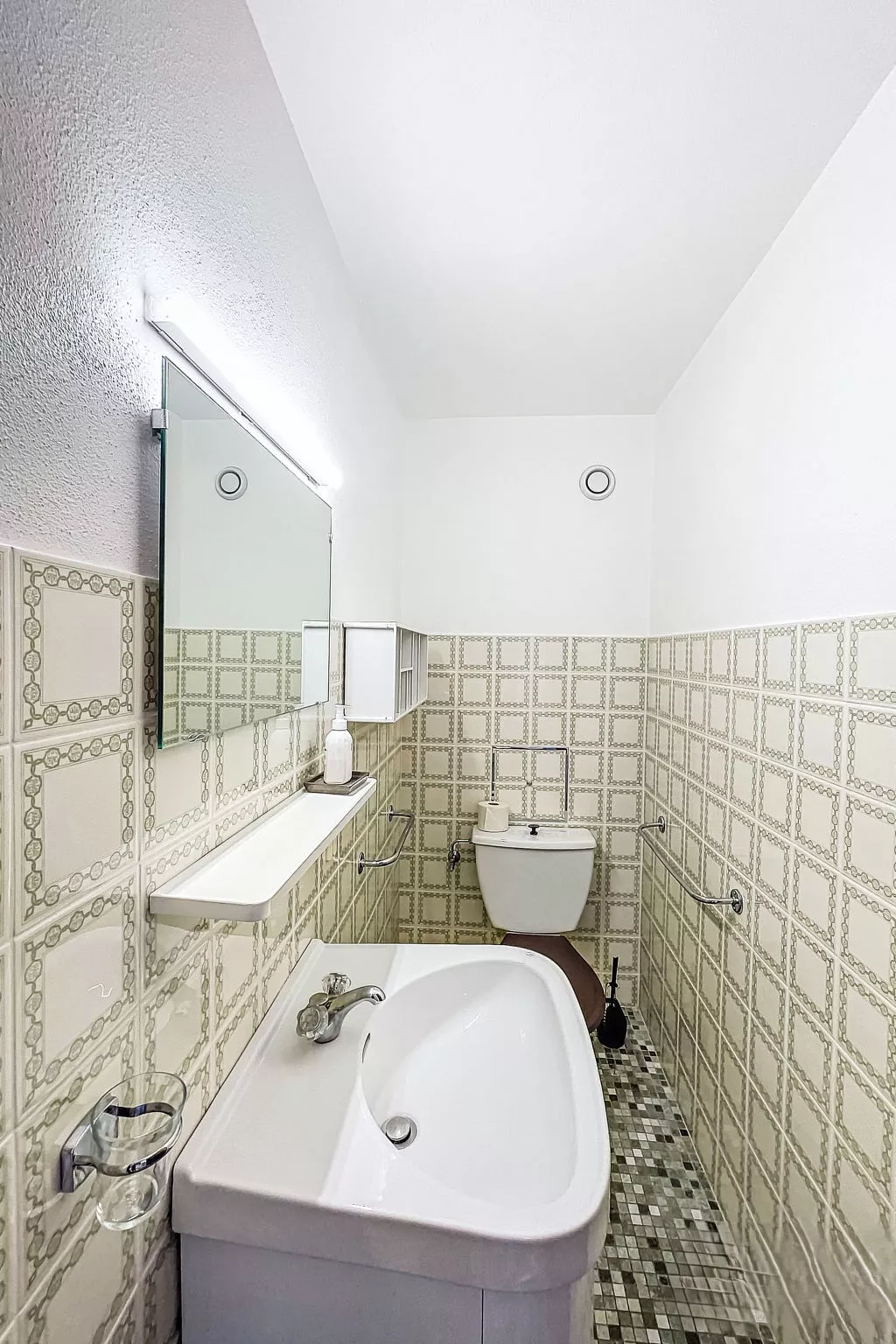 Cransalpin Apt. 28 / Secteur 1-Inside