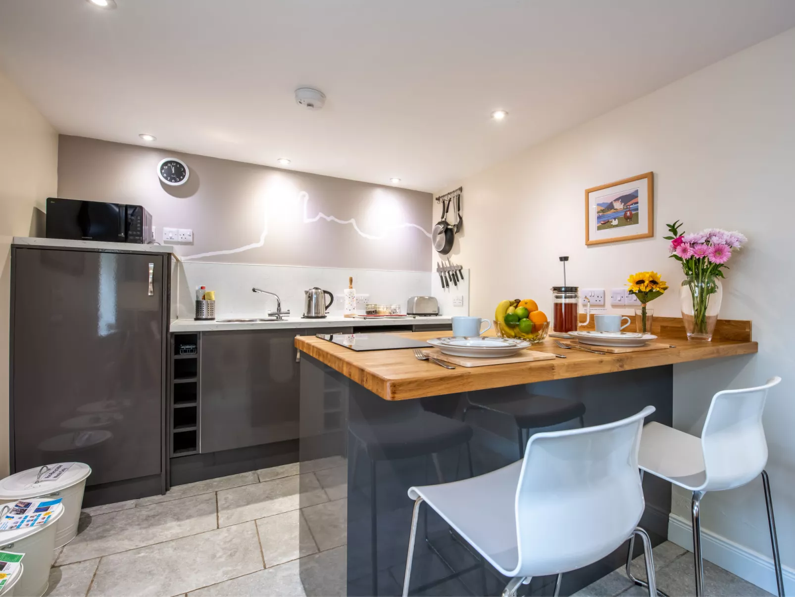 Wayside Bothy-Inside