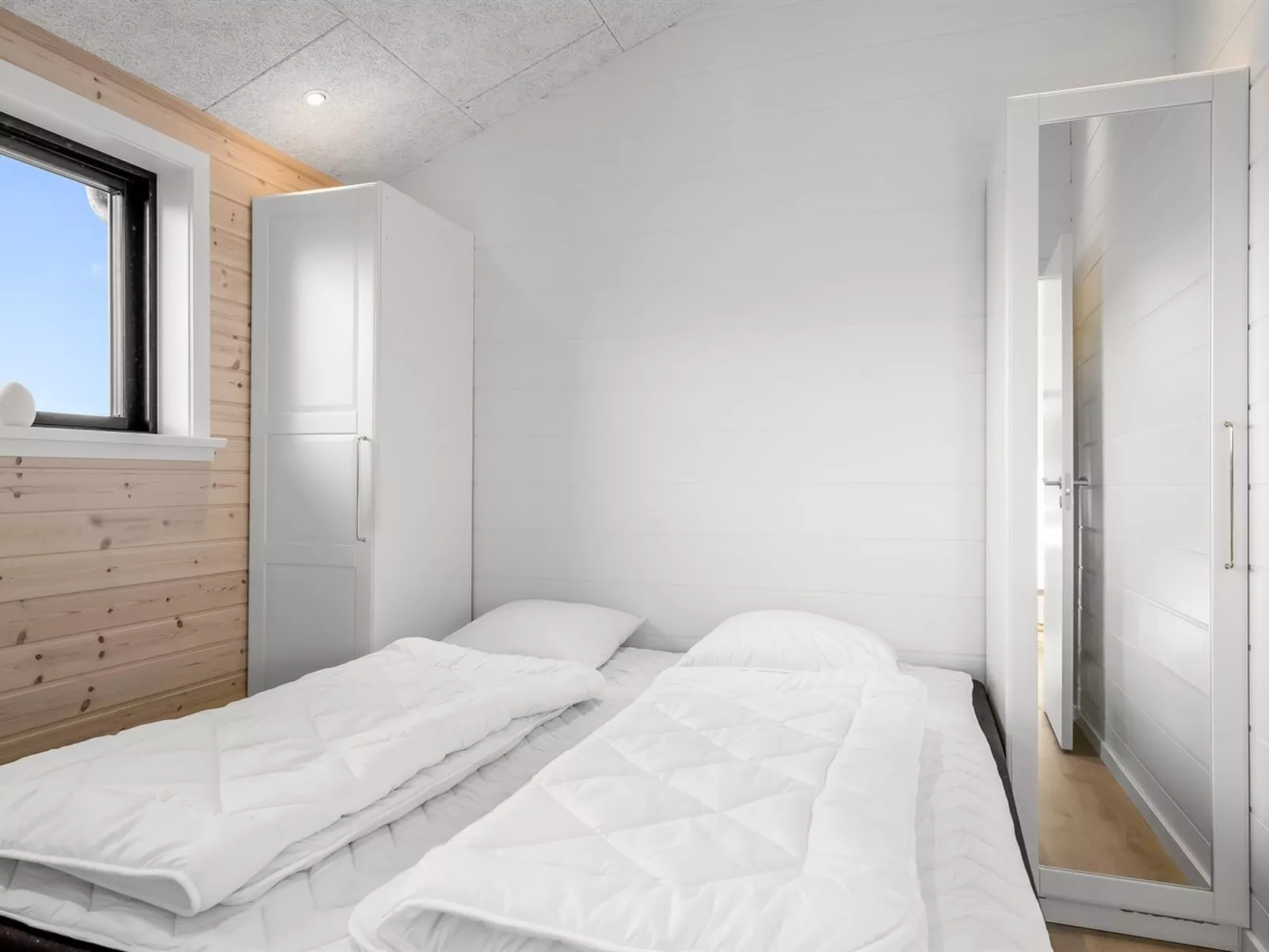 "Daren" - 700m from the sea-Drinnen