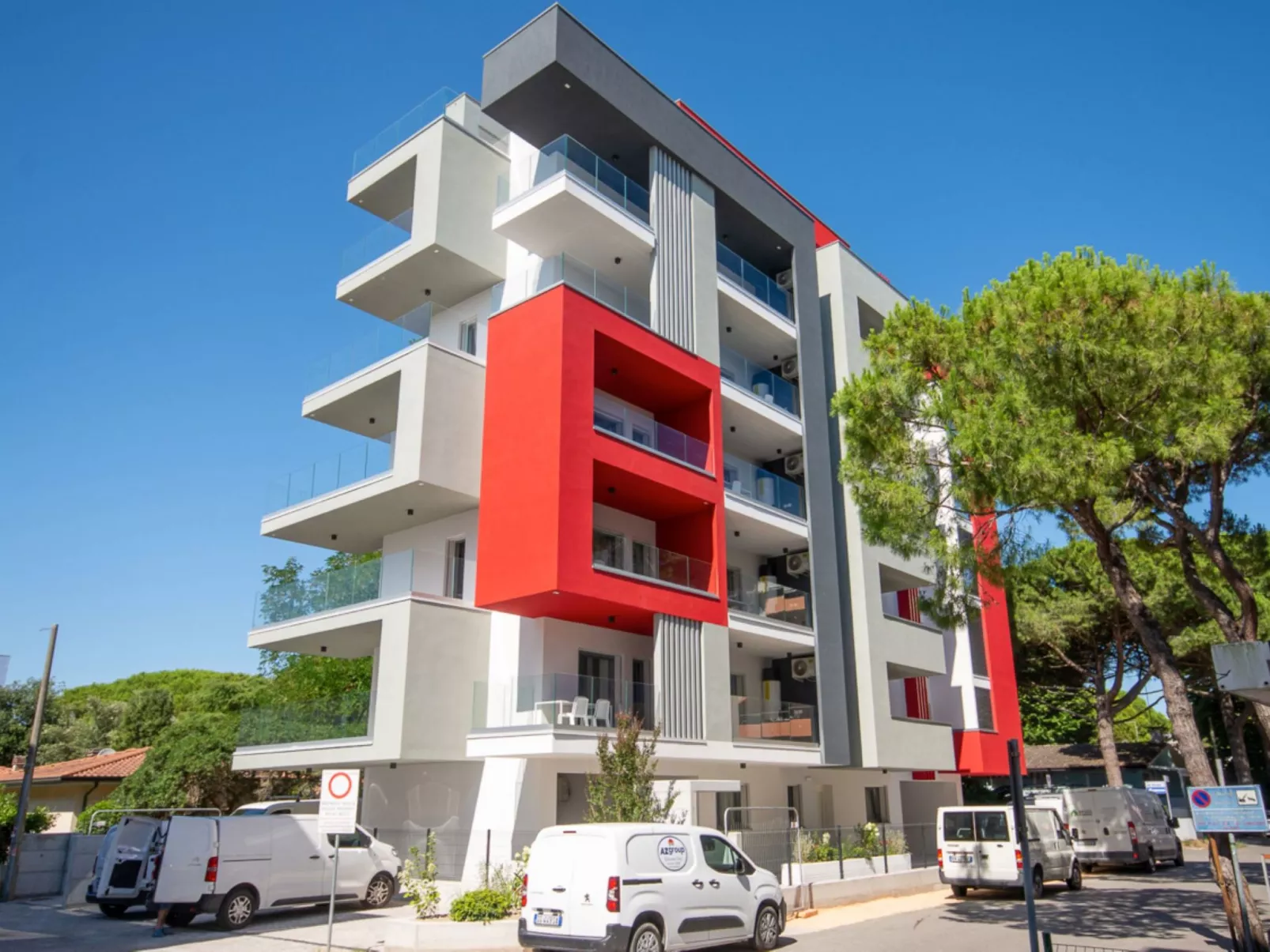 One Life Suites-Outside