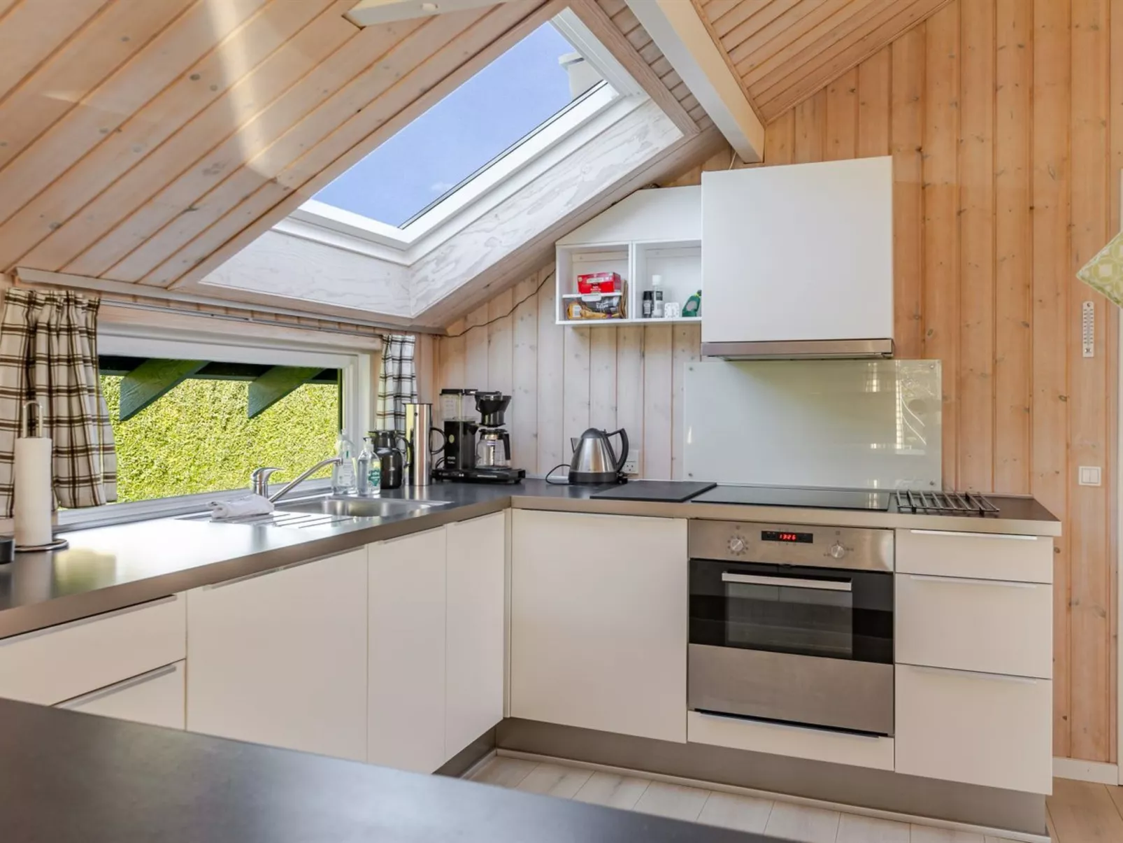 "Gerarda" - 450m from the sea-Drinnen