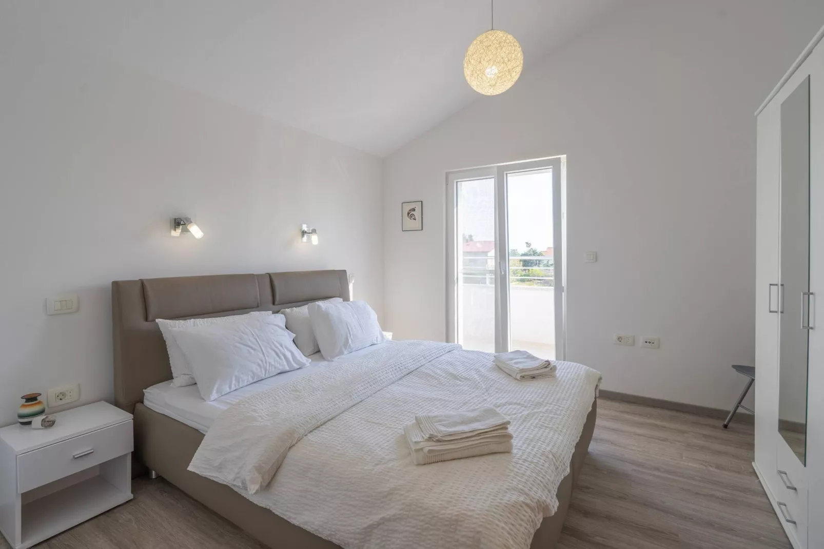 Sea view apartment Privlaka-Schlafzimmer