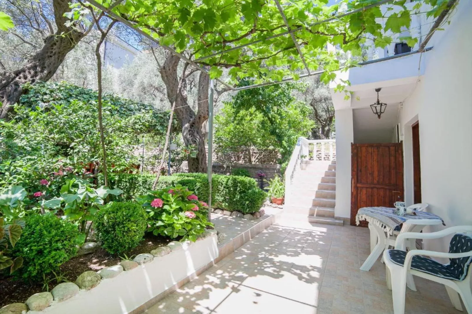 Petrovac Serenity Stay Near the Beach - Standard Double Room 2-Garten Sommer