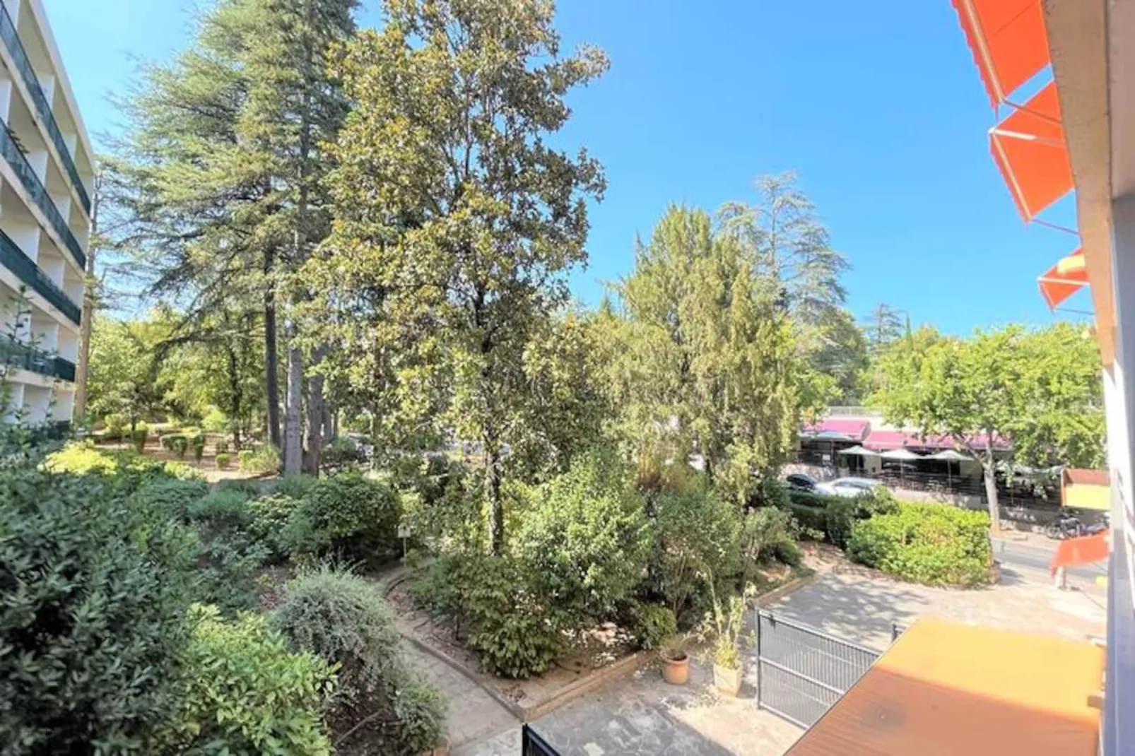 Résidence Flore-Nicht zugeordnet