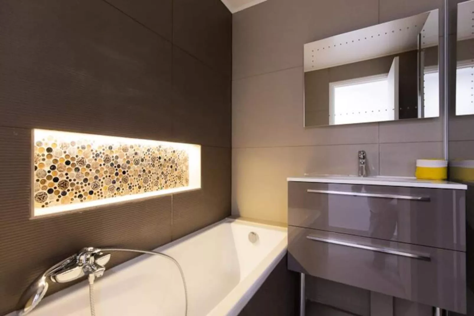 Résidence 3p Traversant &agrave; 2 Min Des Plages, Parking Priv&eacute;-Non tagué