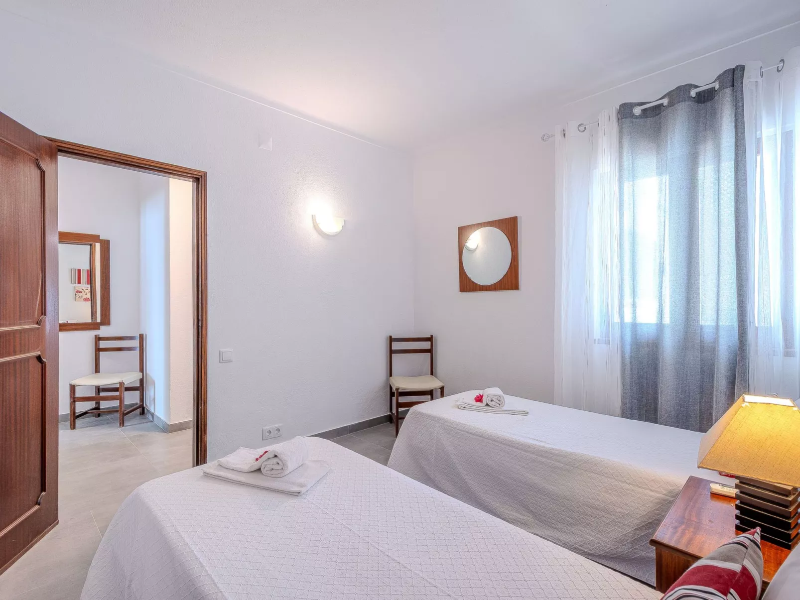 Amélia - Sunny Way-Dedans