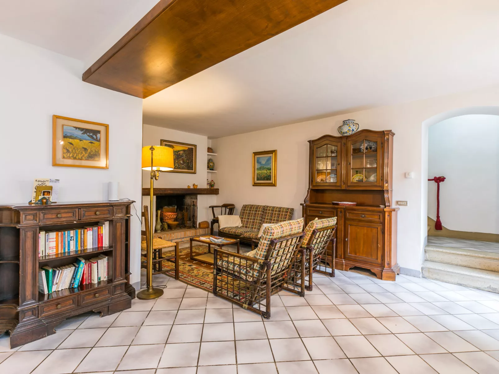 San Lazzaro-Inside