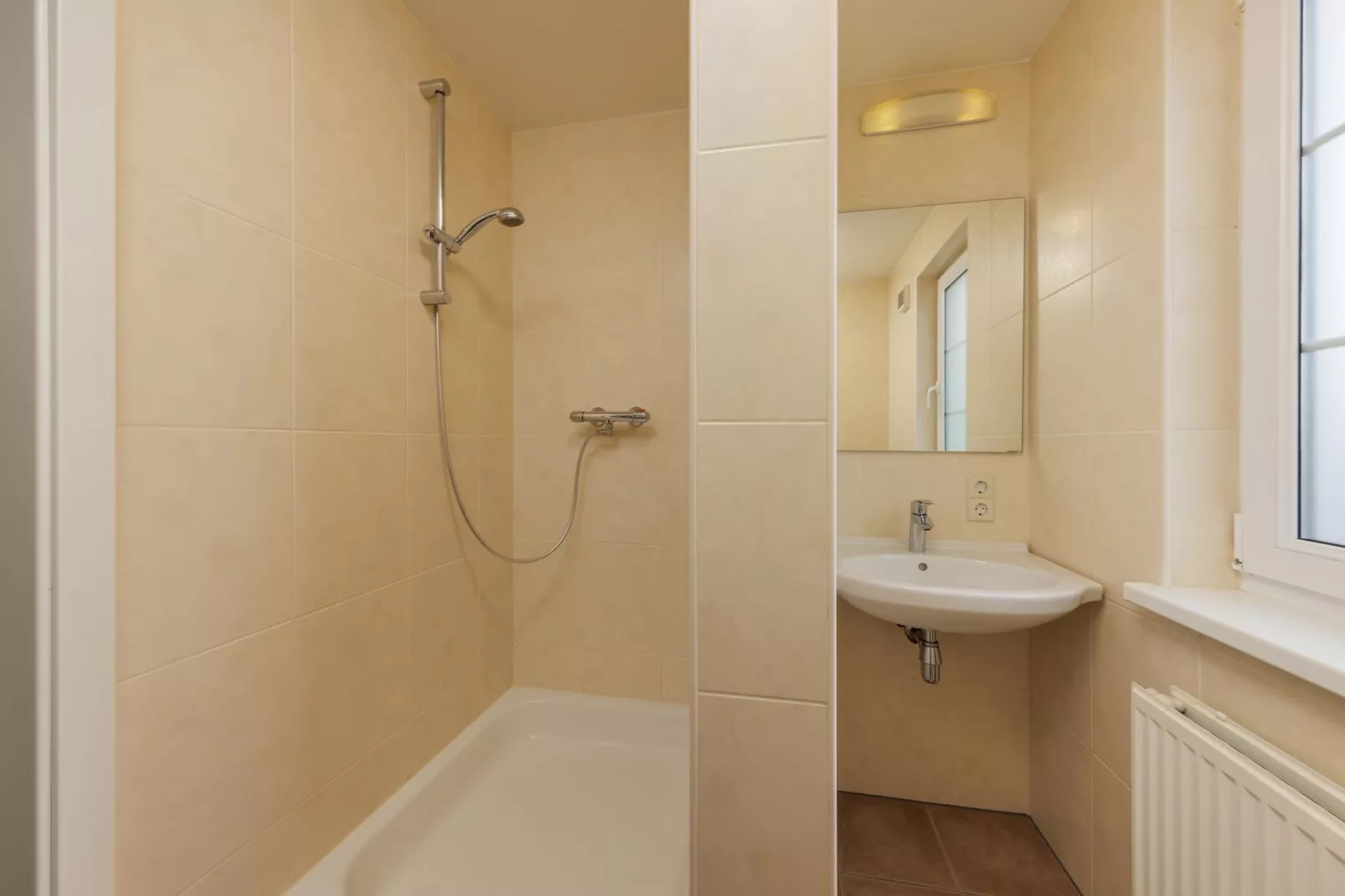 Ferienresort Cochem 33-Bathroom