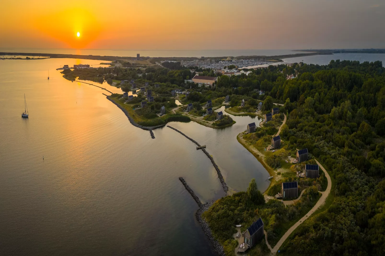 Eco Resort Grevelingenstrand-Areas within 20km in summer