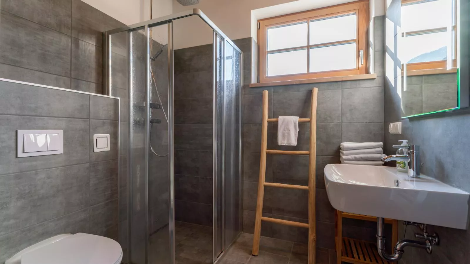 Im grünen Herzen-Bathroom