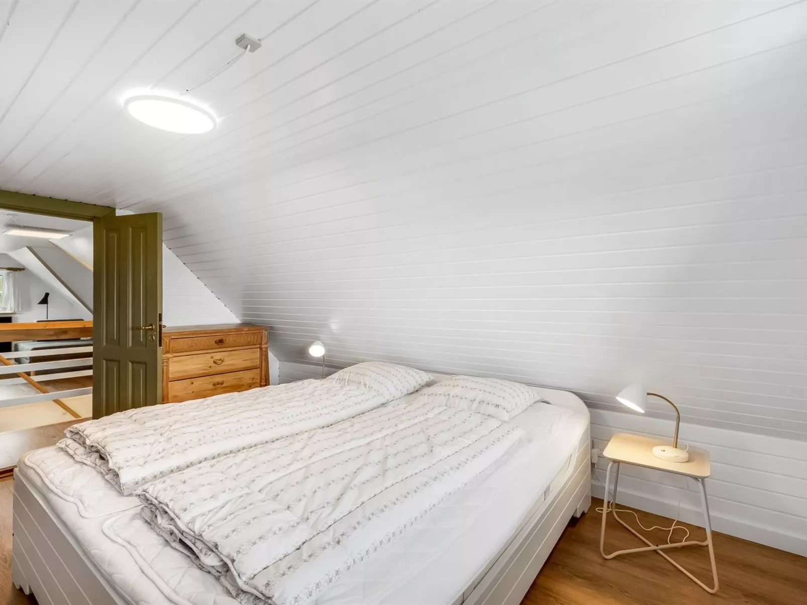 "Erle" - 200m to the fjord-Inside