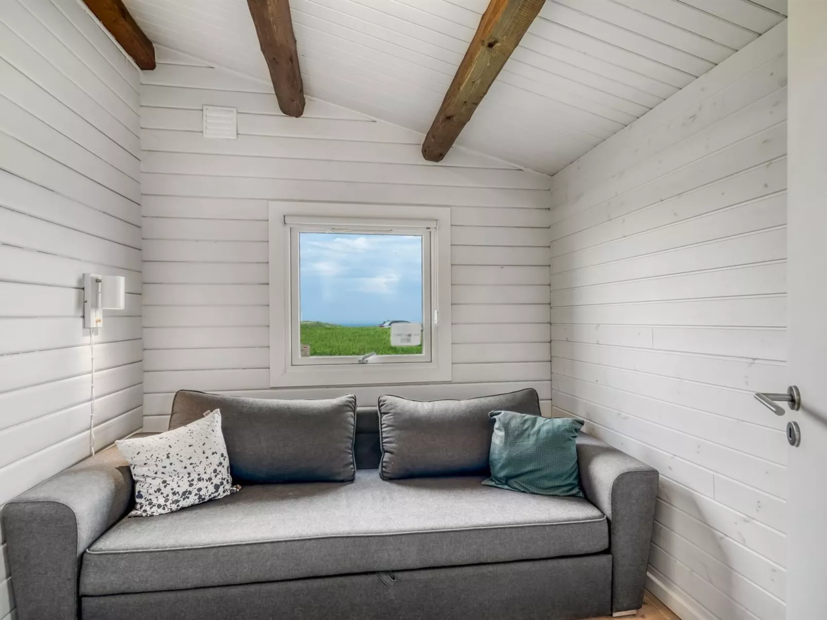 "Sinnika" - 75m from the sea-Drinnen