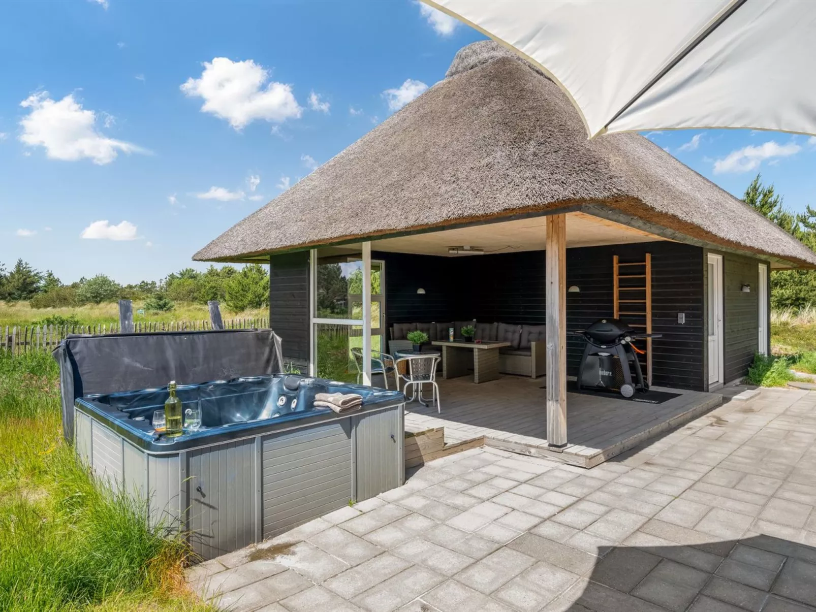 "Vangel" - 500m from the sea-Drinnen