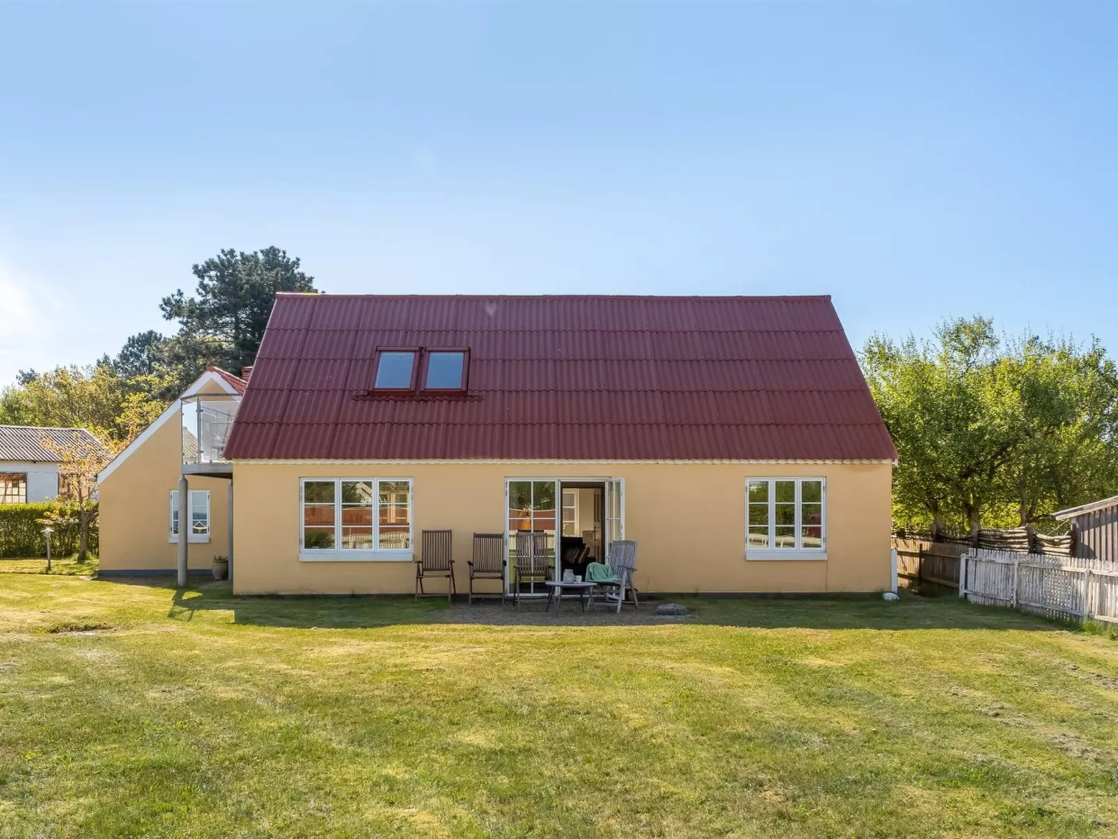 "Tara" - 300m from the sea-Draußen