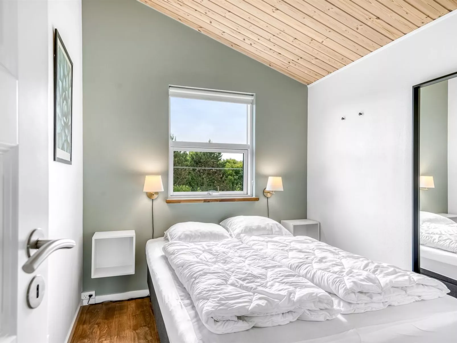 "Selke" - 300m to the fjord-Inside