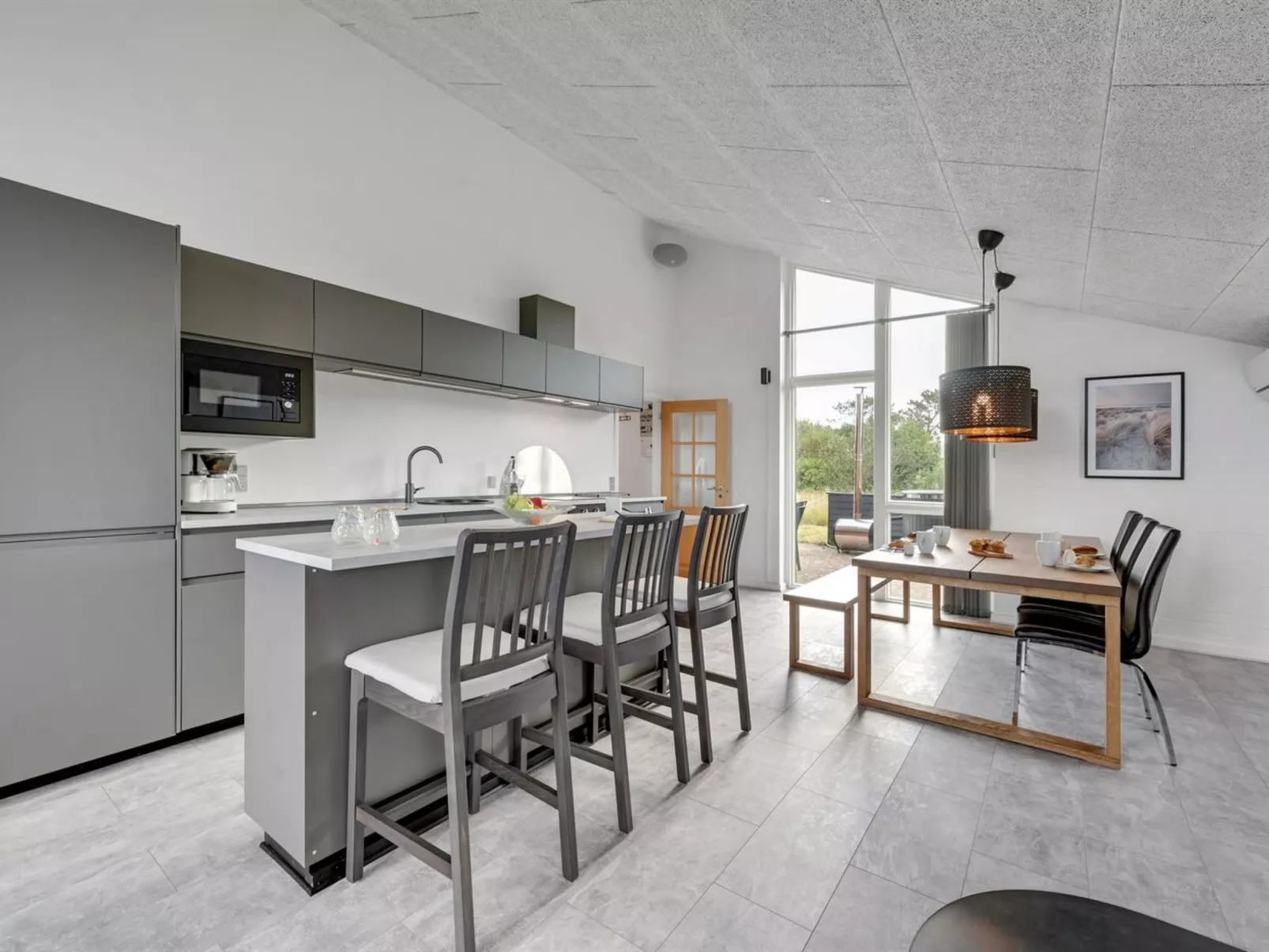 "Mert" - 1.2km from the sea-Inside