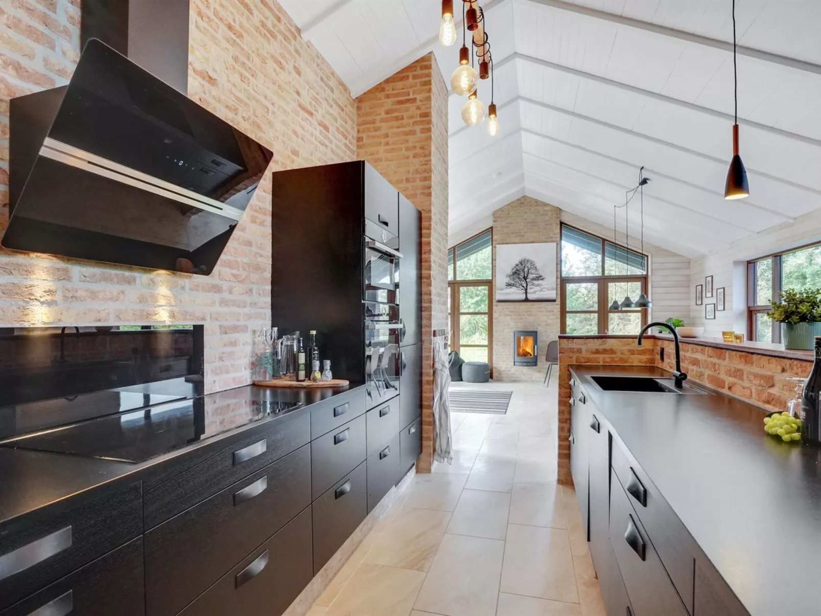 "Andri" - 600m to the fjord-Inside