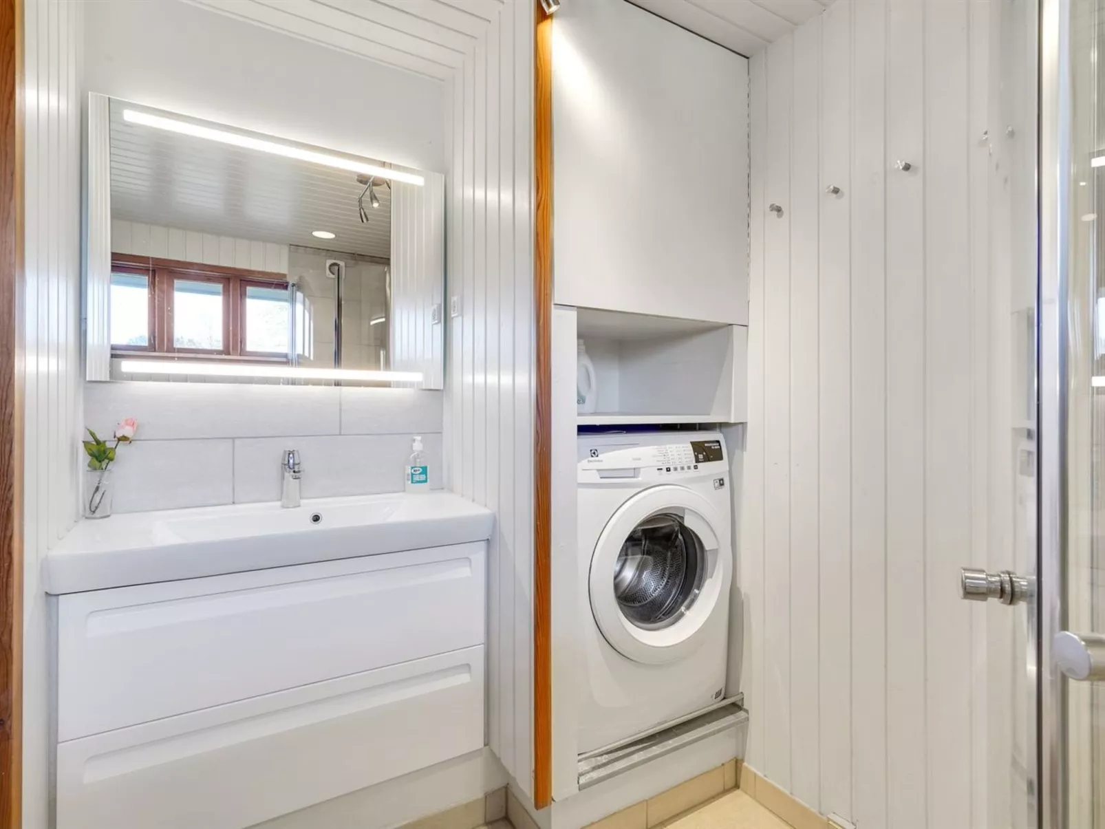 "Jaike" - 350m from the sea-Inside