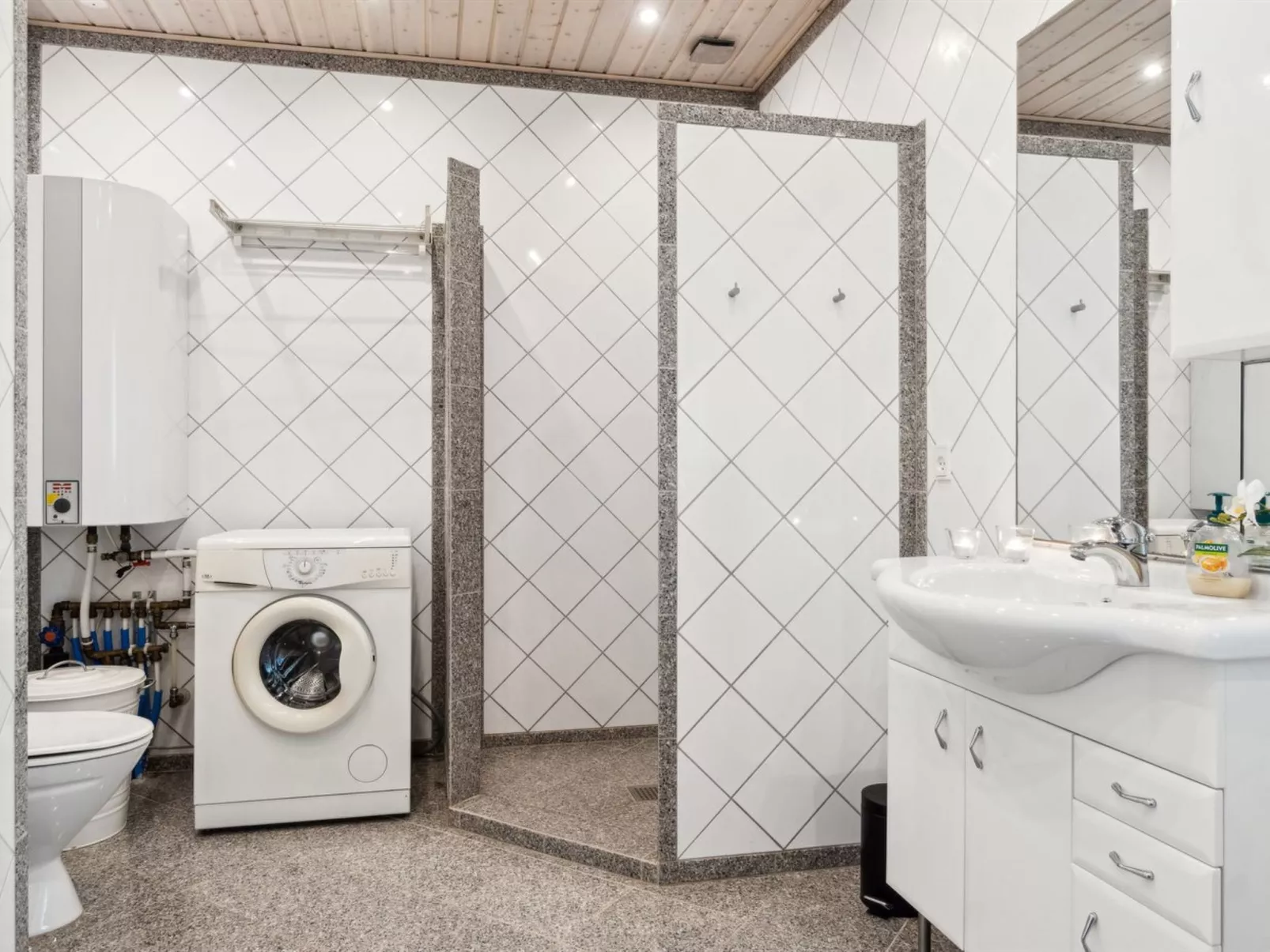 "Pietari" - 1.2km from the sea-Inside