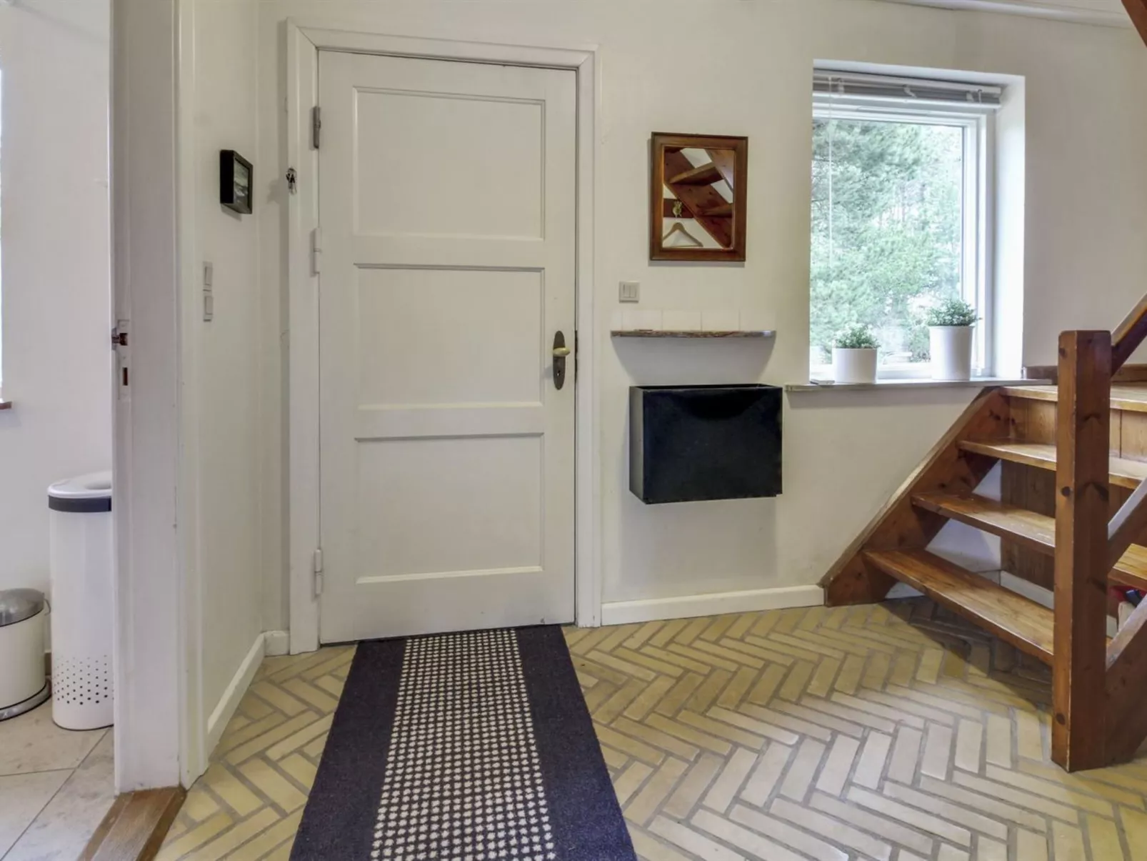 "Ridir" - 3.5km from the sea-Inside