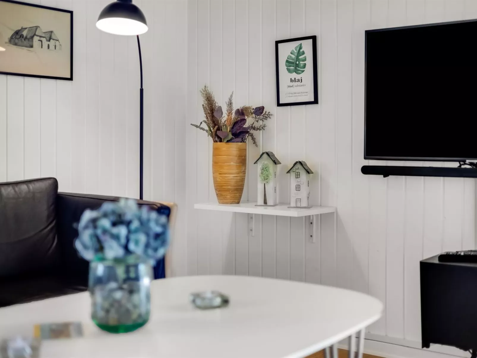 "Andon" - 2.7km from the sea-Dedans