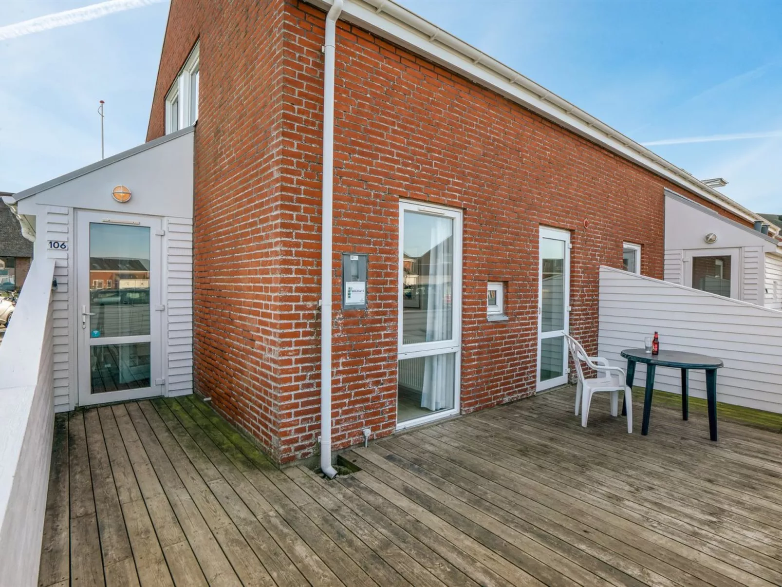 "Ginger" - 2.3km from the sea-Dehors