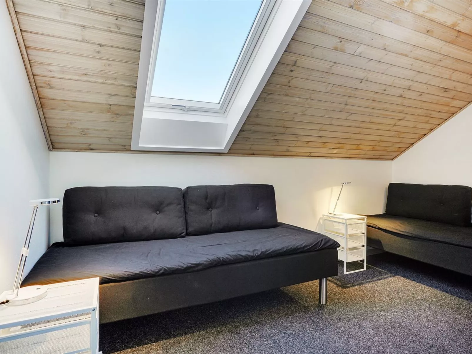 "Enita" - 2.3km from the sea-Dedans