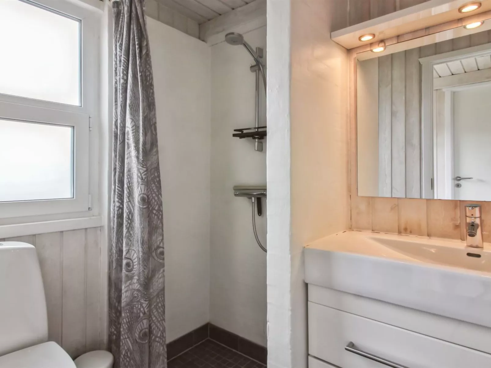 "Romil" - 350m from the sea-Inside