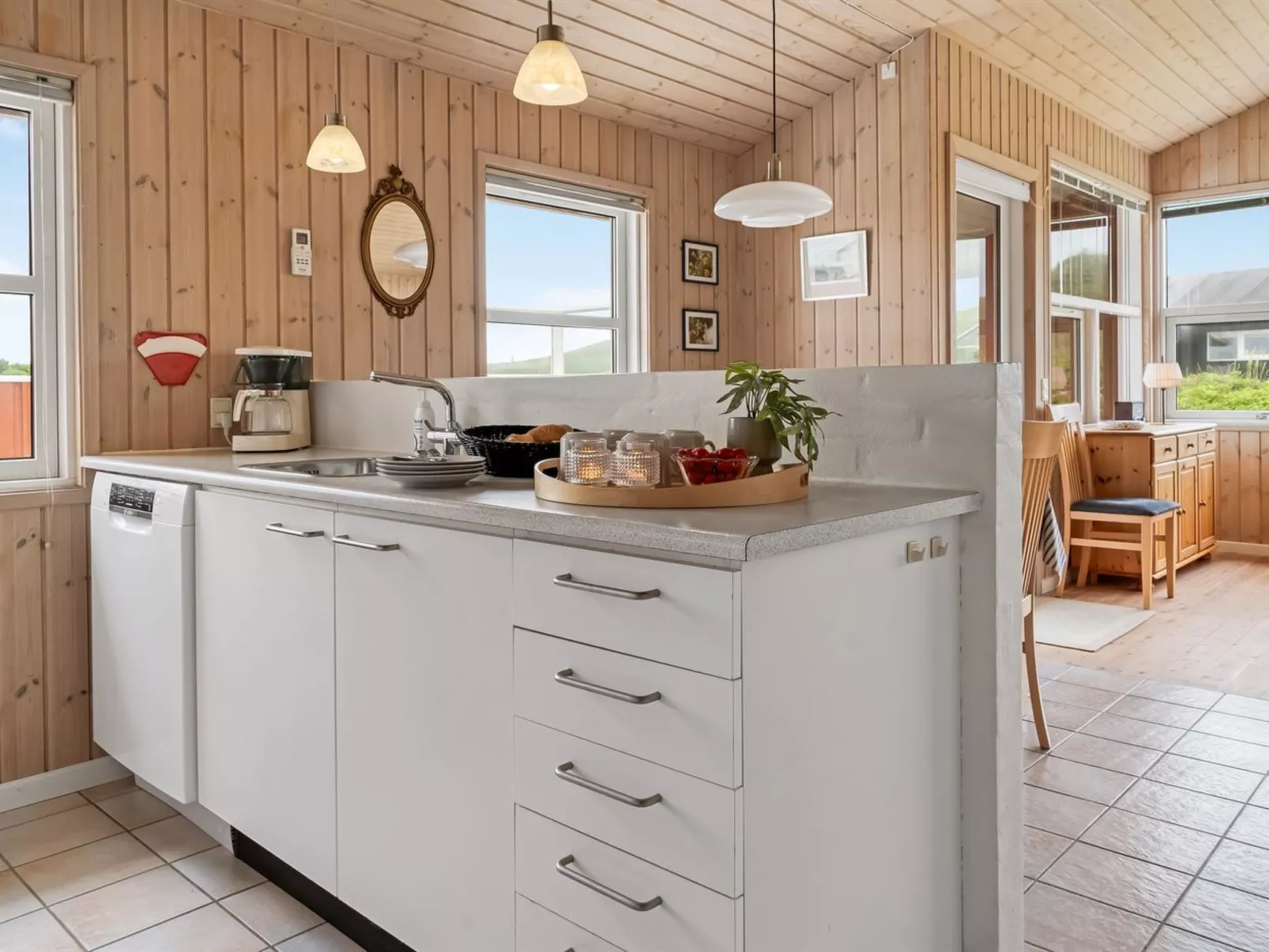 "Dolma" - 75m from the sea-Inside