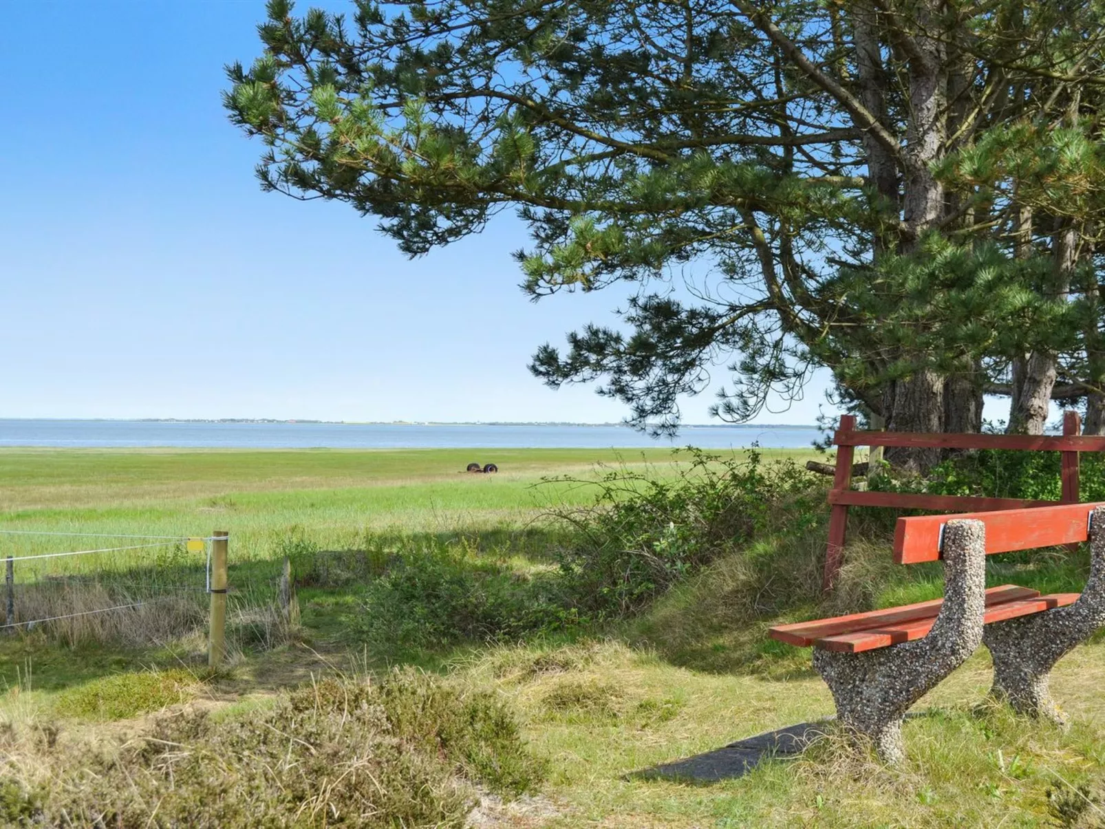 "Sedine" - 3.9km from the sea-Outside