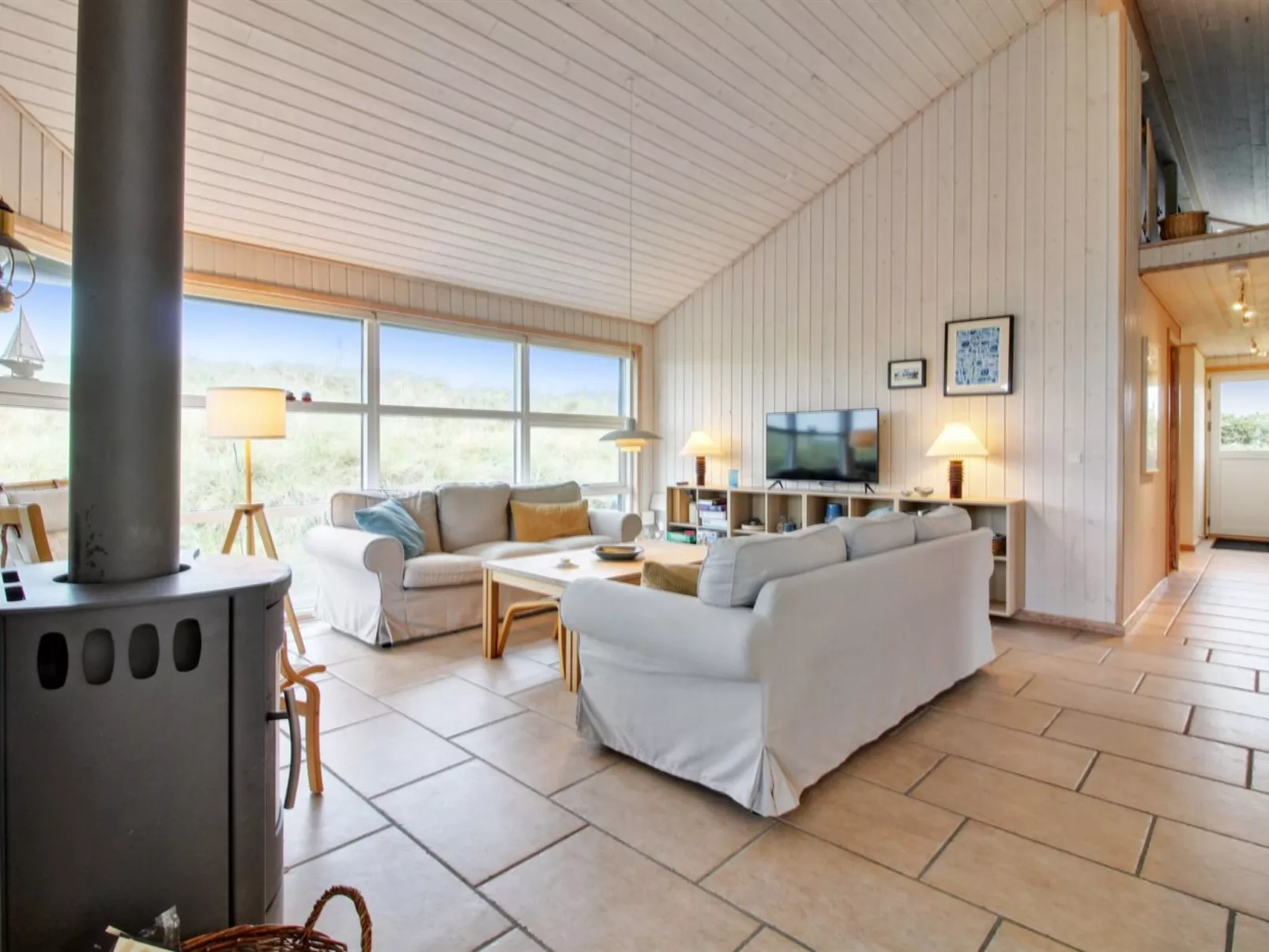 "Åmunde" - 150m from the sea-Inside