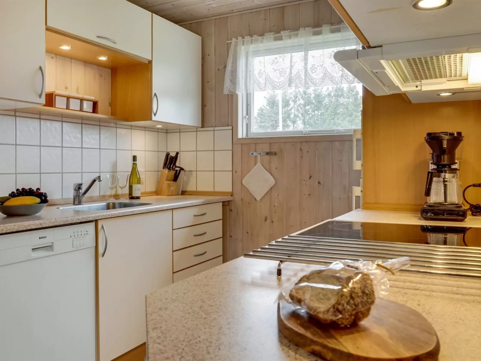 "Sampsa" - 600m from the sea-Inside