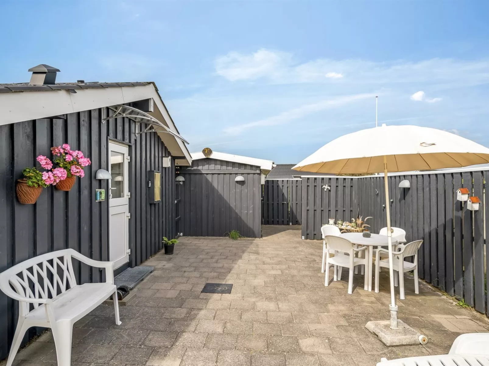 "Hælf" - 400m from the sea-Dehors