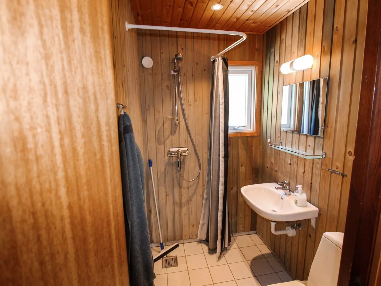 "Freija" - 719m from the sea-Inside