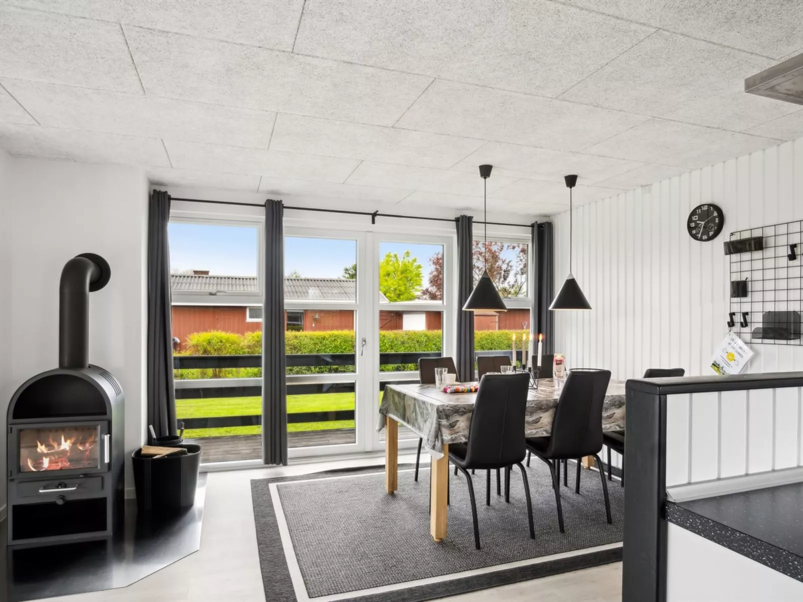 "Elvina" - 200m from the sea-Dedans